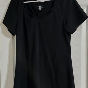 Torrid Black Women's Top Sz 2